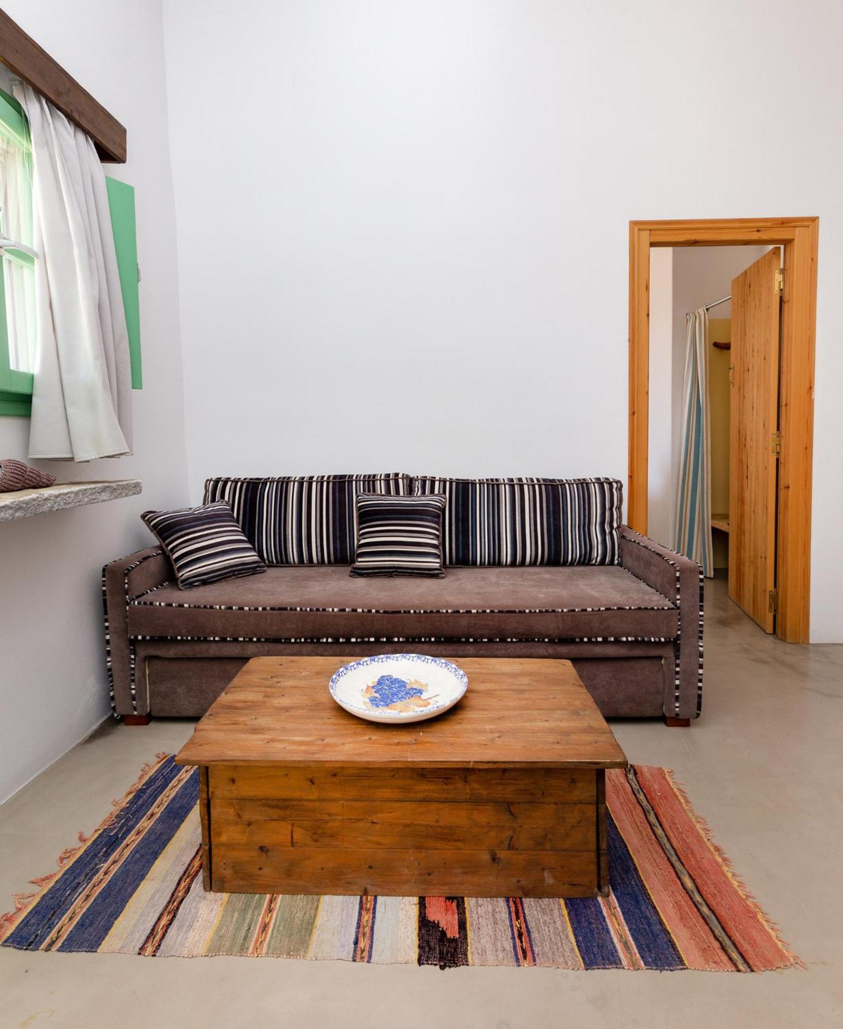Ailouros Scenic Guest Houses Схинуса Экстерьер фото